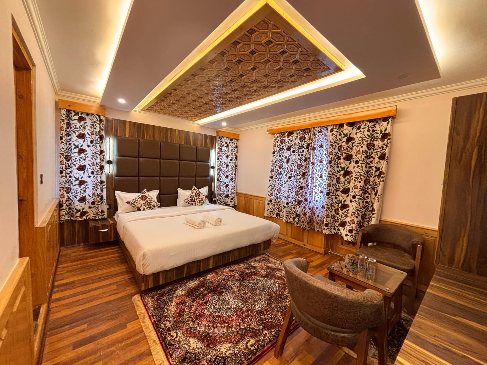 bombayresi3