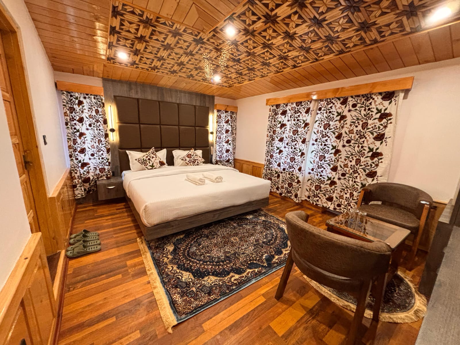 bombayresi5